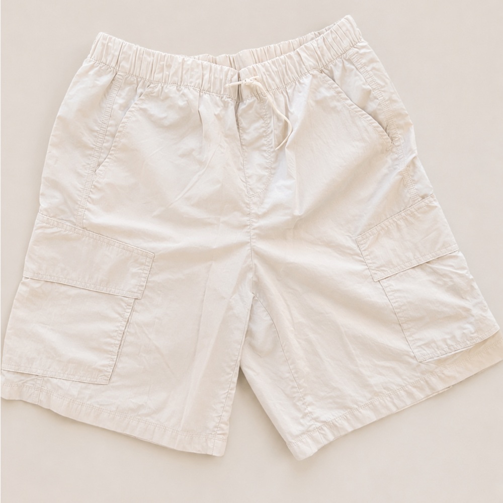 Aerie Offline Casual Cargo Shorts in Off-White